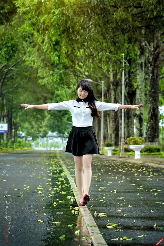 爱矢峰子